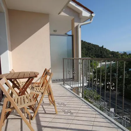 3430b Apartment Medveja