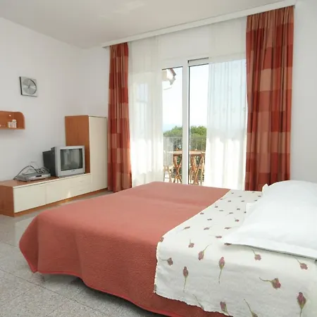 3430b Apartment *